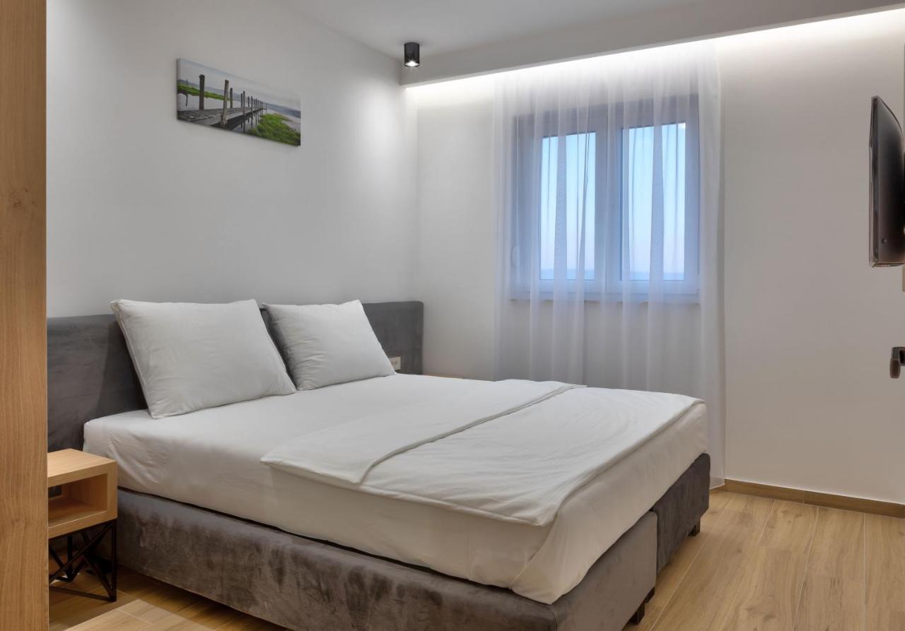 Apartments Amare Promajna Exterior photo
