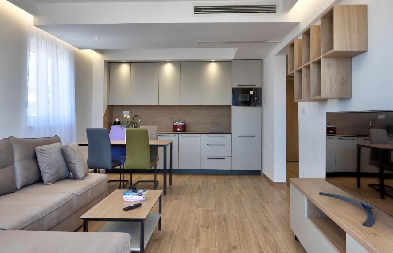 Apartments Amare Promajna Exterior photo